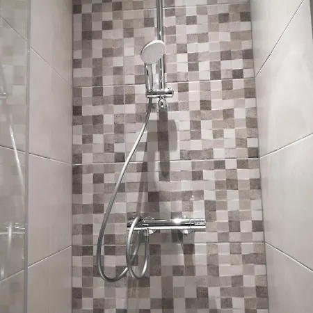 Le Wilson - Centre-ville - Gare - Tram * مُلووز